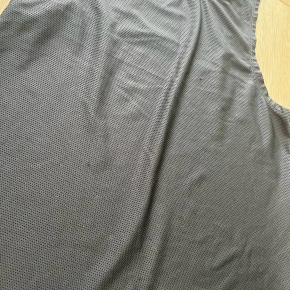 NUX Lightweight Tank Top Size Small - Picture 3 of 4